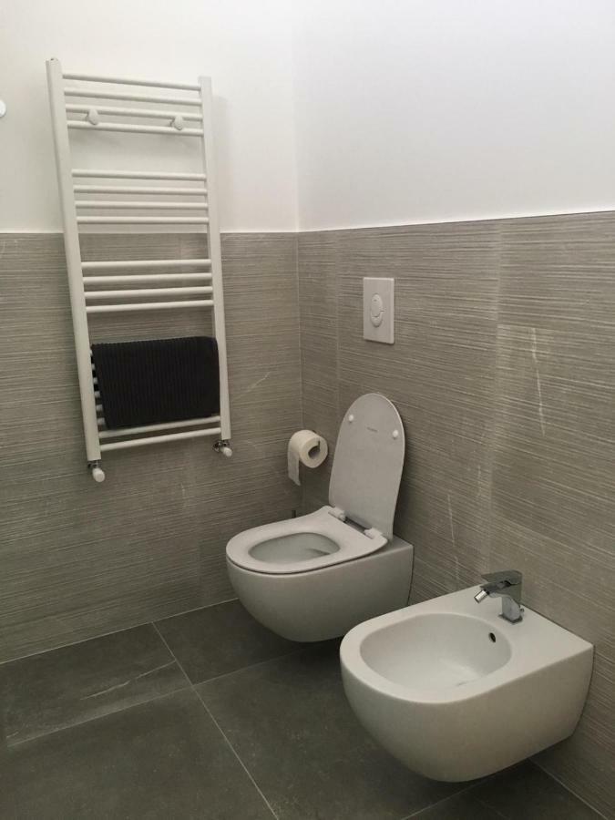 La Casa Accanto Bari Exteriör bild